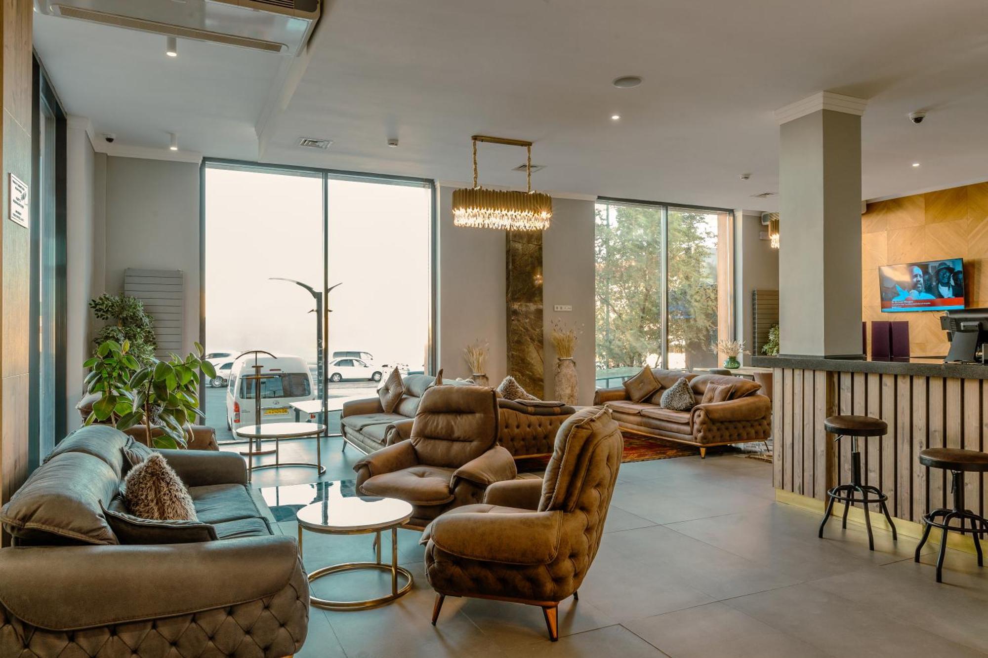 Infinity Plaza Block 1 Hotel Atyrau Luaran gambar