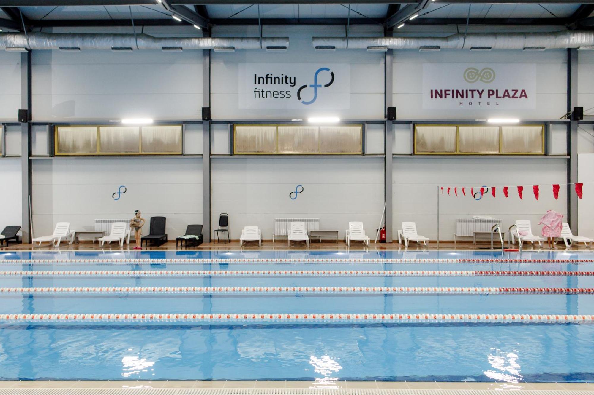 Infinity Plaza Block 1 Hotel Atyrau Luaran gambar