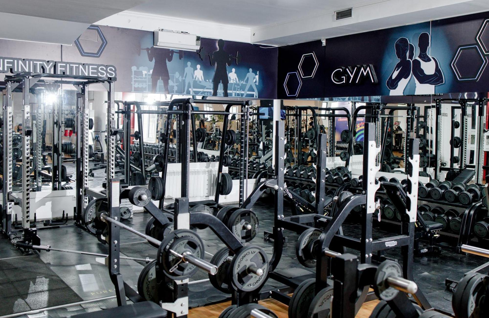 Infinity Plaza Block 1 Hotel Atyrau Luaran gambar