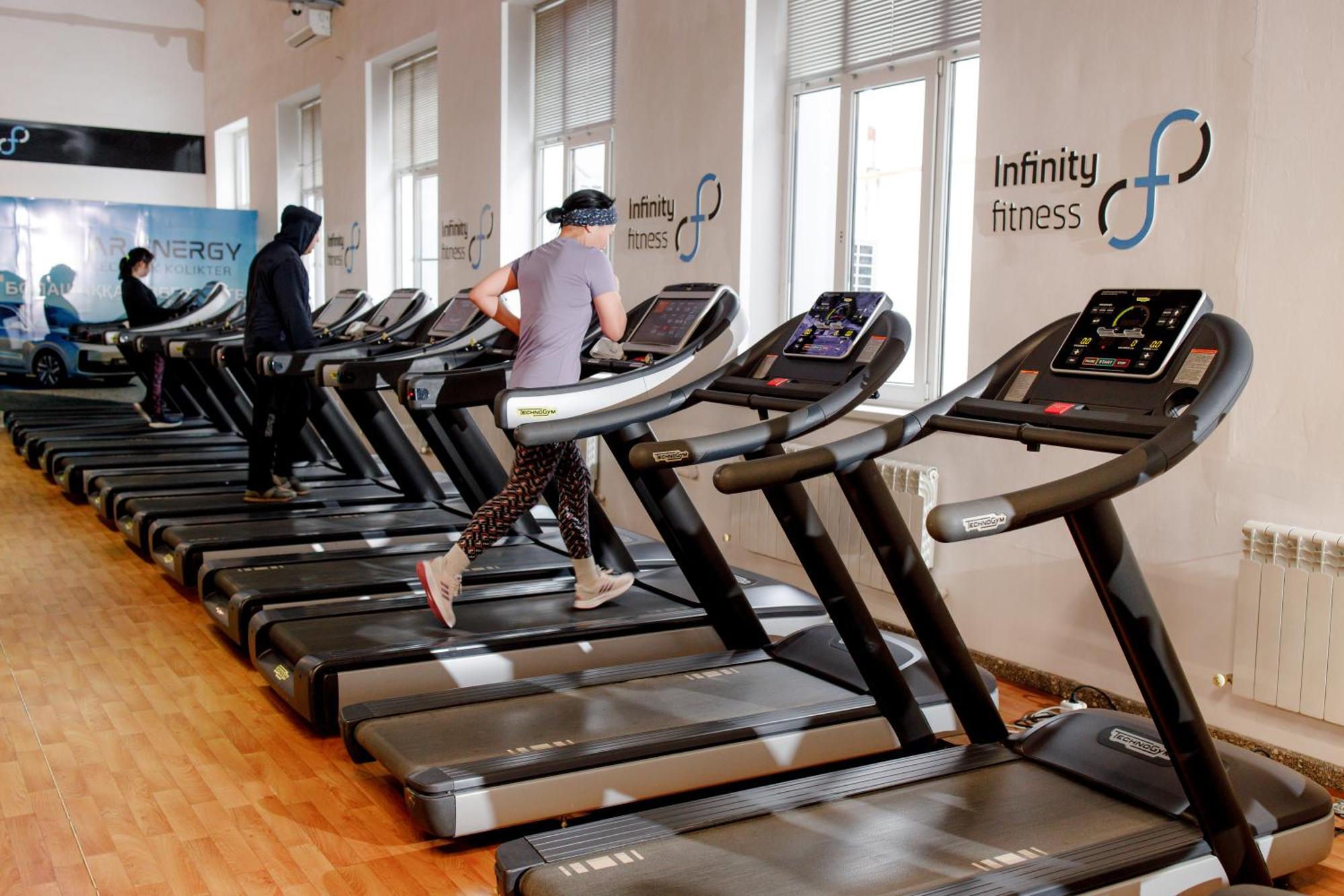 Infinity Plaza Block 1 Hotel Atyrau Luaran gambar